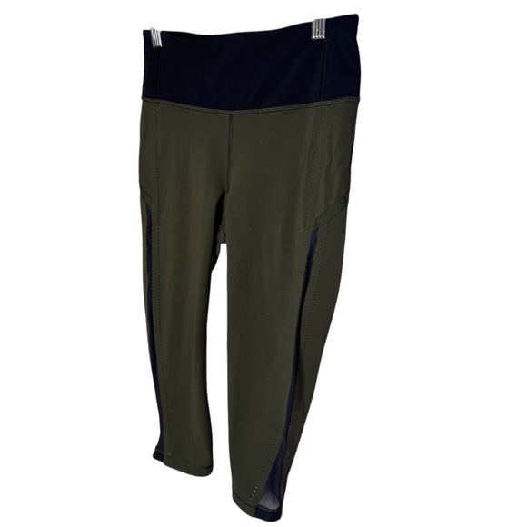 Lululemon | Smooth Stride Crop Leggings | Size 4 | EUC - Picture 2 of 7